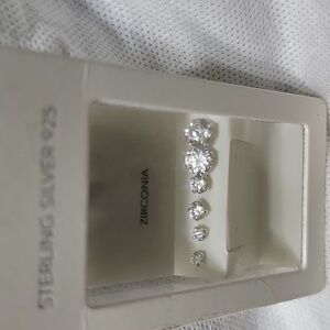 New "I Am" Brand Sterling Silver 925 Zirconia Stud Earrings